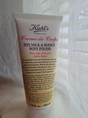 Kiehl's Creme de Corps Soy Milk & Honey Body Polish — 6.8fl Oz Unopened